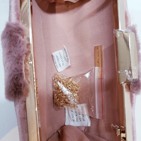 Fur bag clutch bag 💝💗🎀 - Picture 6 of 6